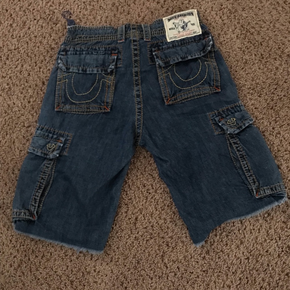 True Religion Men’s Cargo Shorts Size 30